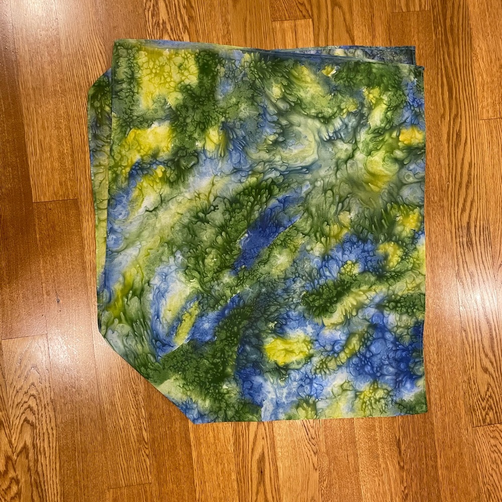 Scarf dyed